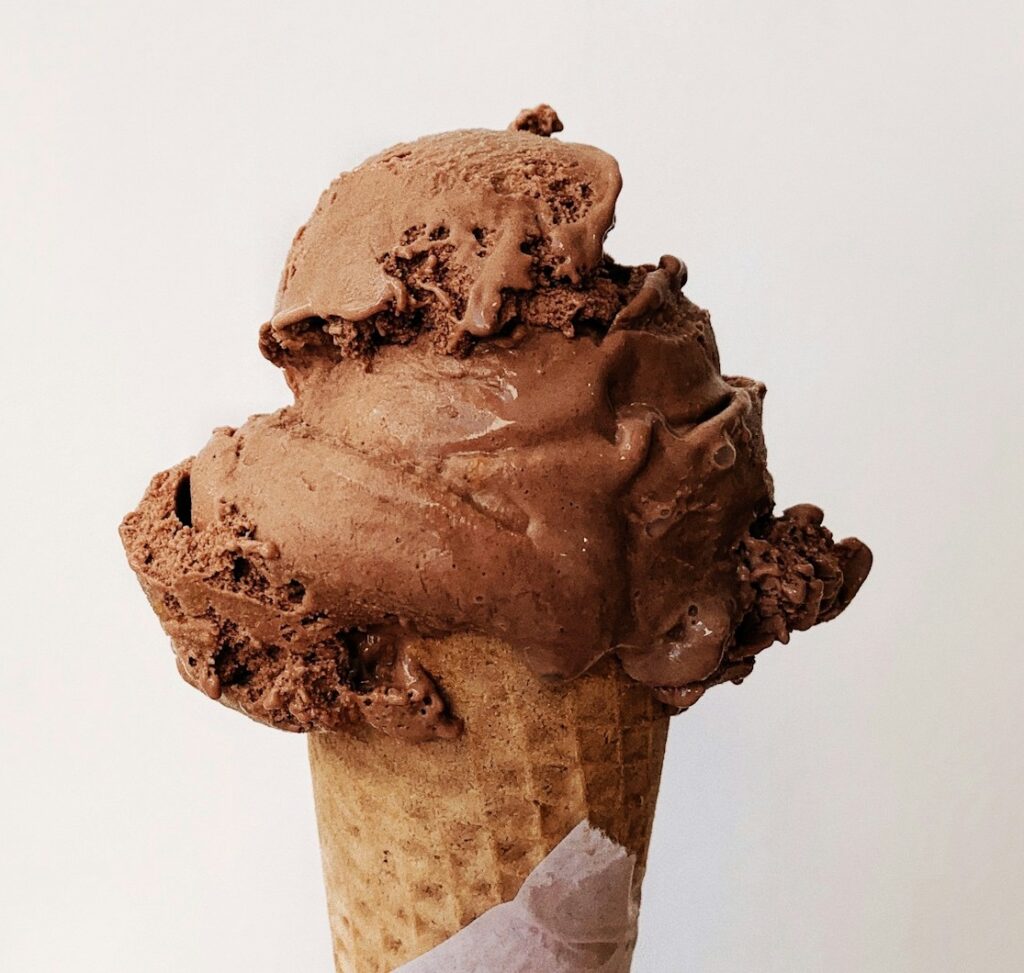 Cono gelato al cioccolato